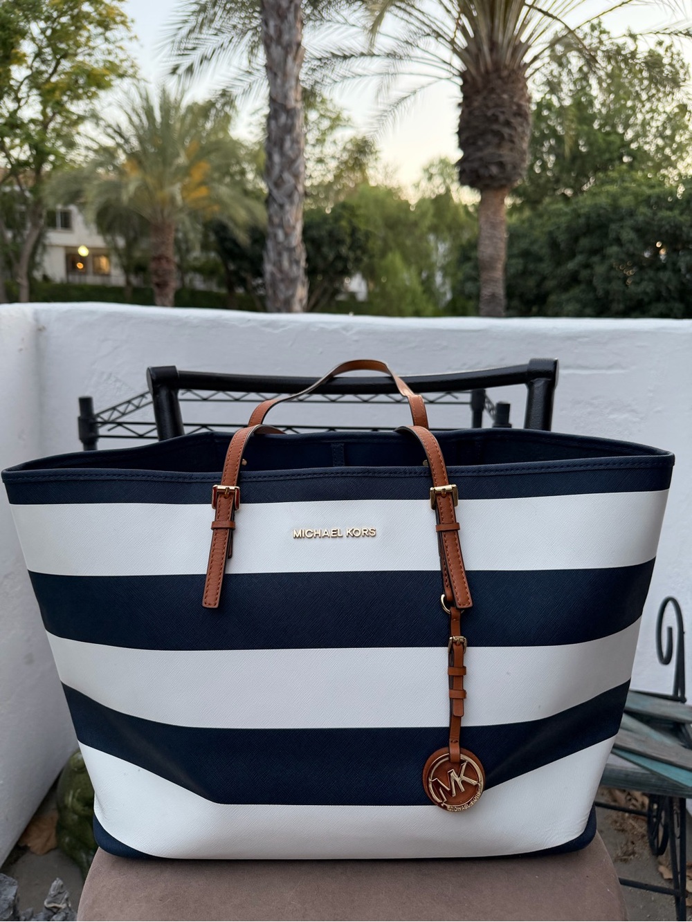 Michael Kors striped tote - Picture 14 of 14